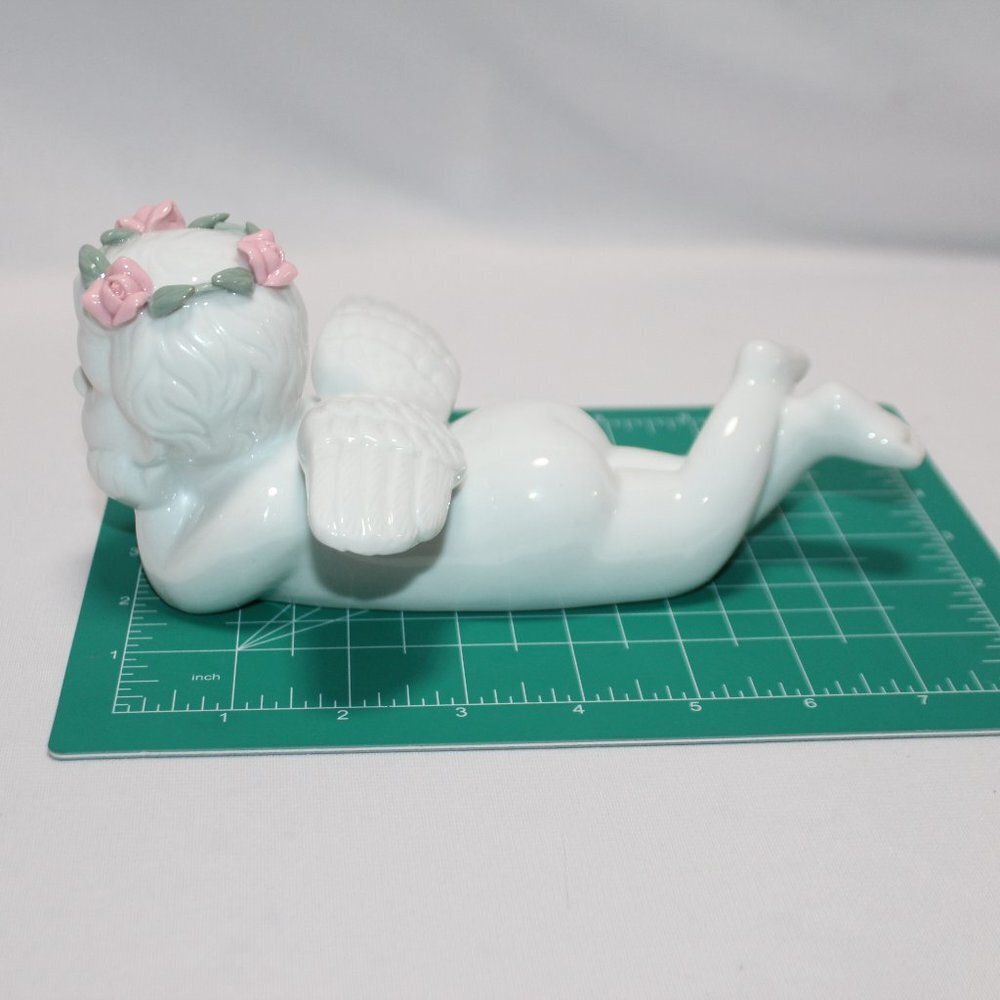 Vintage Cherub Angel Decorative Figurine - Picture 14 of 16